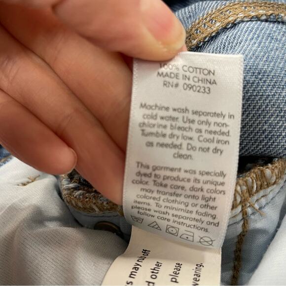 Pacsun Medium Wash Distressed Girlfriend High Rise Jeans Womens 26 Blue Denim - Picture 9 of 12